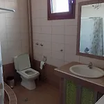 το πέτρινο σπίτι *